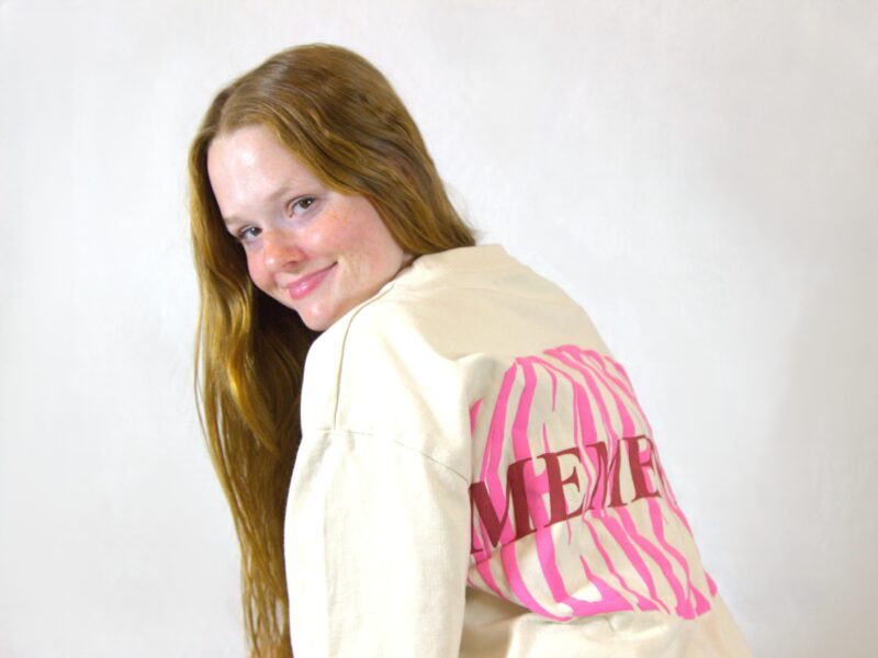 Fit on Display: Advertise your Clothing Brand (In Studio)