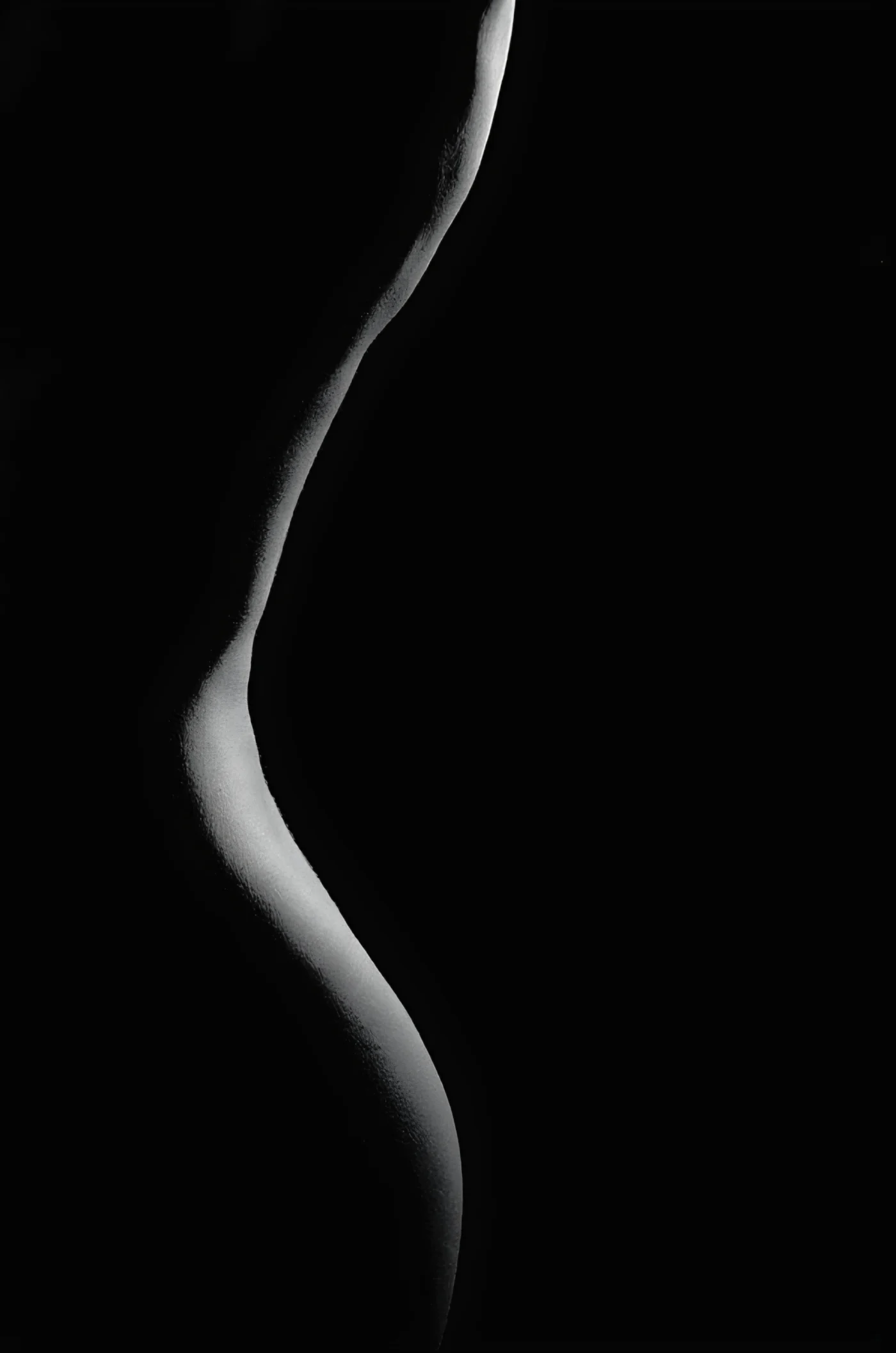 Low Key Light Art Photoshoot - Female Model Call (18+)